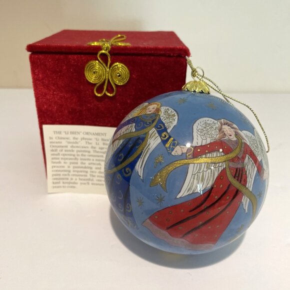 PIER ONE 2001 LI BIEN Reverse Hand Painted Christmas Ornament Angels 3.5" w/ Box - Picture 1 of 13